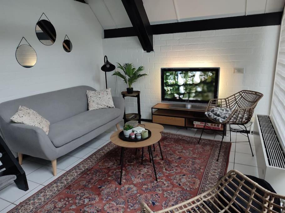 Vrijstaande Recreatiebungalow Met Slaapvide Posterholt ภายนอก รูปภาพ