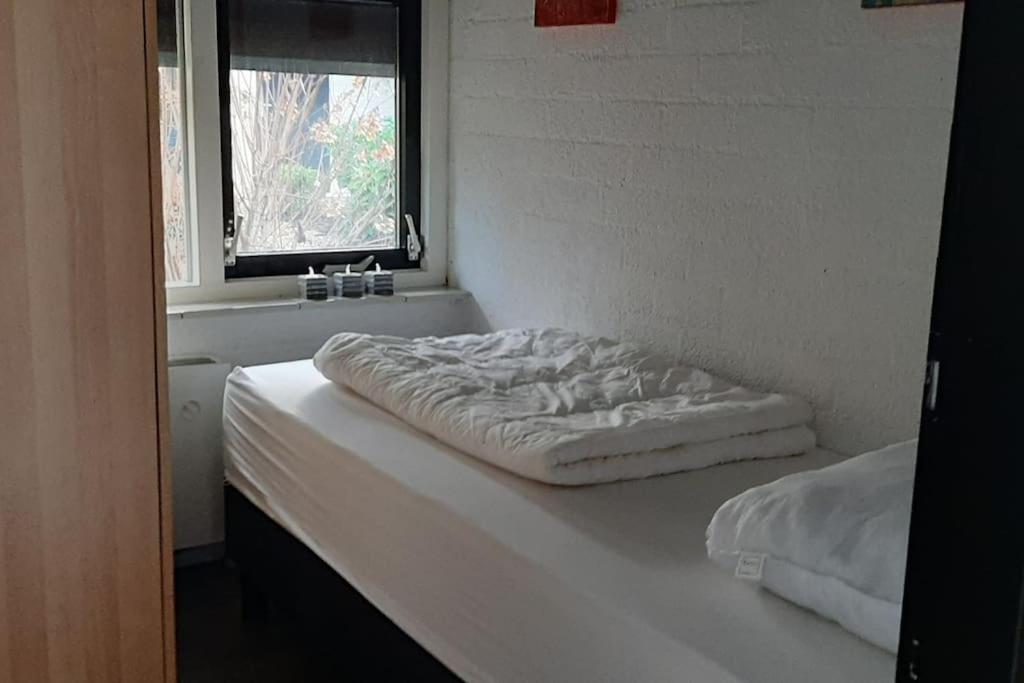 Vrijstaande Recreatiebungalow Met Slaapvide Posterholt ภายนอก รูปภาพ