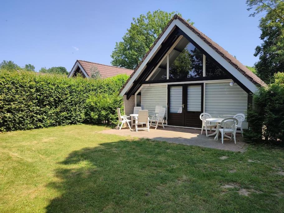 Vrijstaande Recreatiebungalow Met Slaapvide Posterholt ภายนอก รูปภาพ